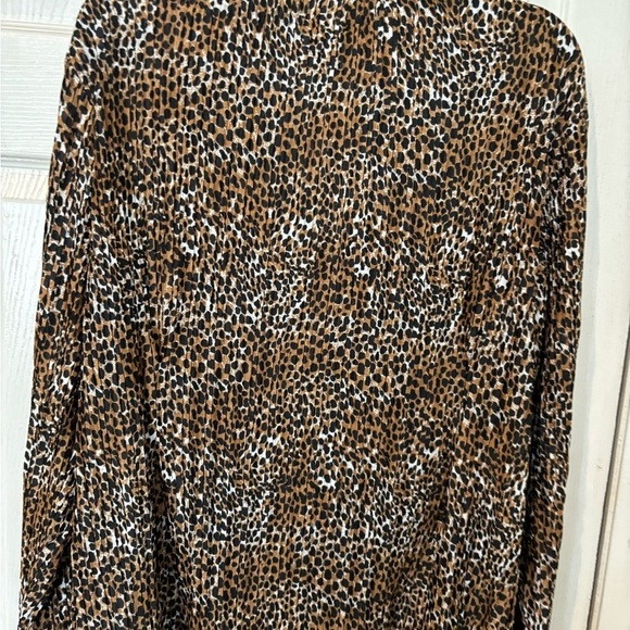 RIO & RIAN NWT Long Sleeve Leopard Print Blouse - Picture 2 of 7